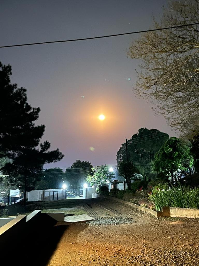 Otentik Guesthouse Mbabane Exteriér fotografie