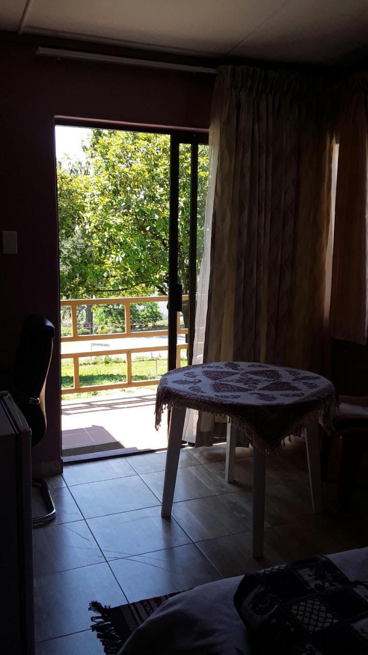 Otentik Guesthouse Mbabane Exteriér fotografie